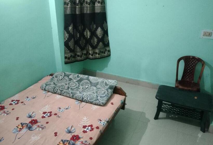 酒店 New Milan Palace, Deoghar