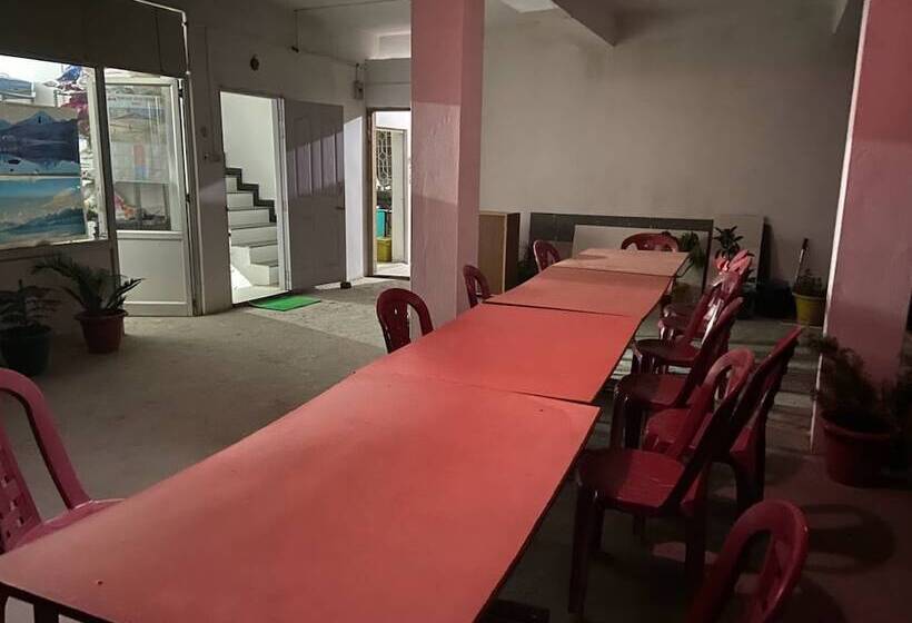 Отель Goroomgo Solo Home Shimla