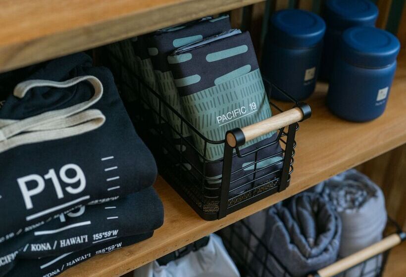 ホテル Pacific 19 Kona