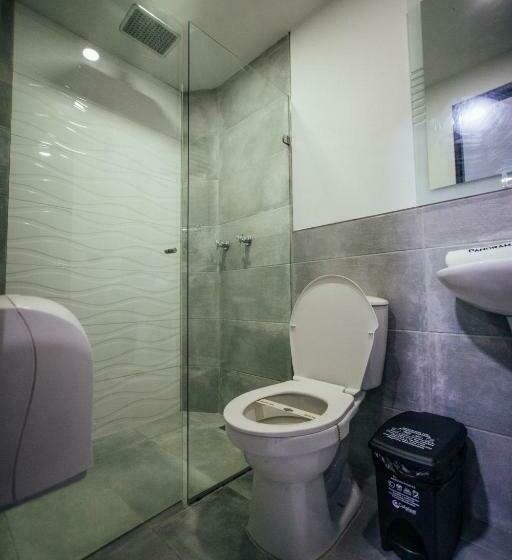 فندق Panorama Medellín