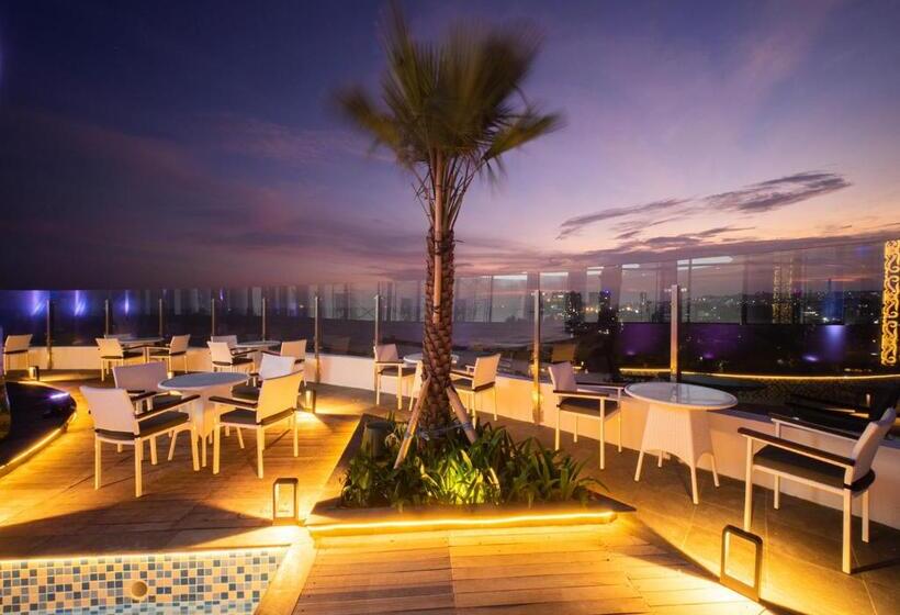 The All   Suite Pentacity Hotel Balikpapan