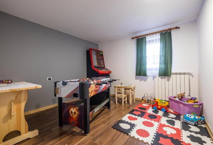 هتل Pokoje Gościnne Ava