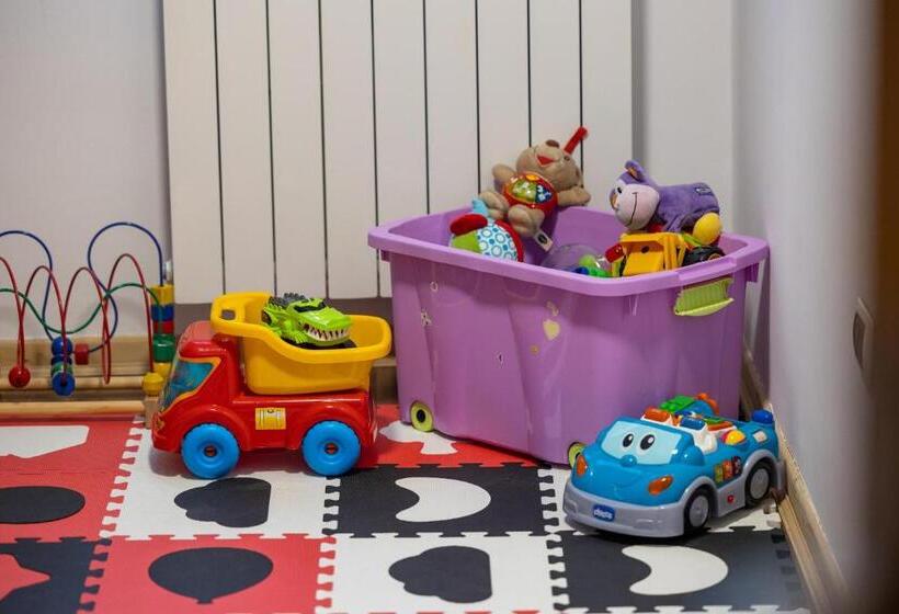 هتل Pokoje Gościnne Ava