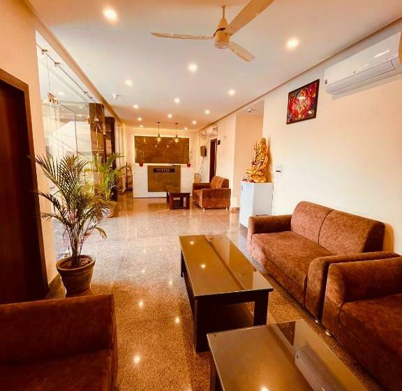 酒店 Prayag Inn Haridwar