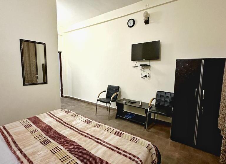 酒店 Raahi Stay, Landing Site Bir   Stay & Cafe