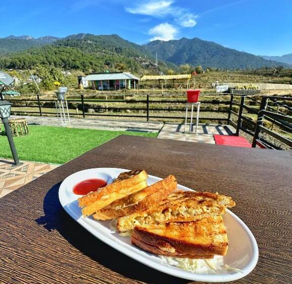 酒店 Raahi Stay, Landing Site Bir   Stay & Cafe