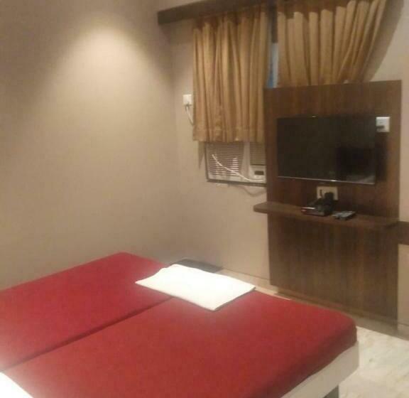 בית מלון כפרי Ramakrishna International