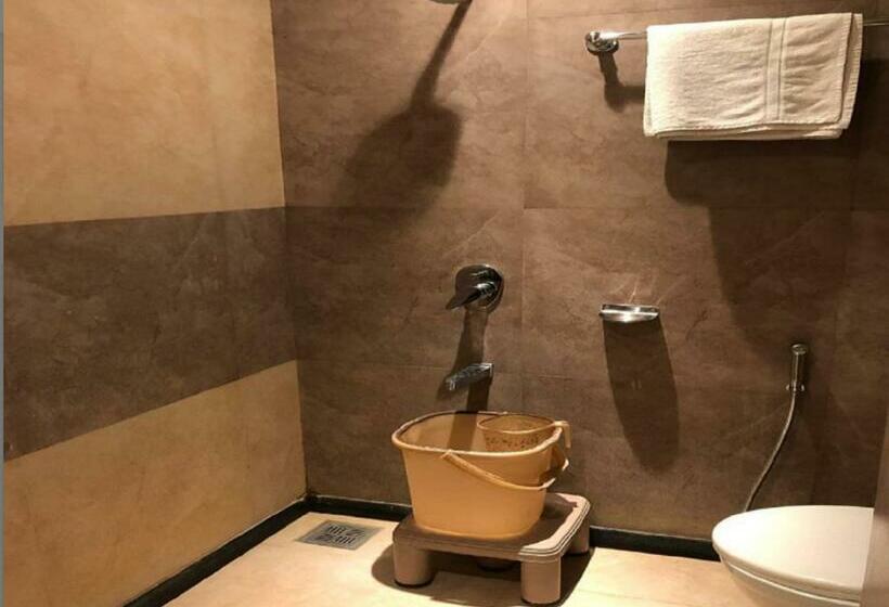 בית מלון כפרי Ramakrishna International