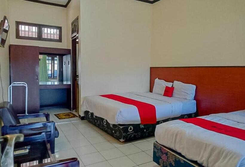 Reddoorz Syariah @ Hotel Sidomulyo Pacitan