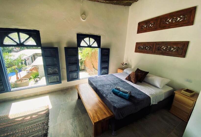 Отель Renasci Palomino