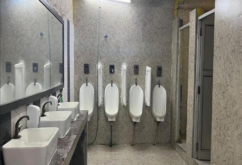 בית מלון כפרי Royal Dhaba, Murthal