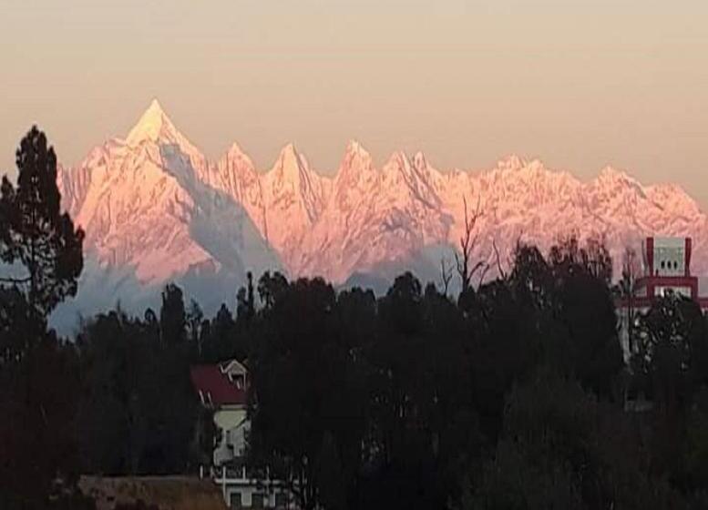 호텔 Sadbhavana Resort, Pithoragarh