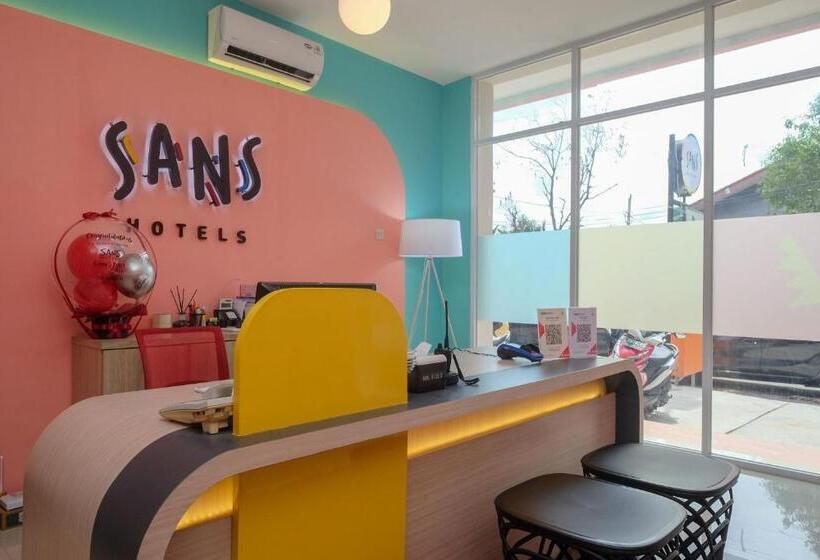 Sans Hotel Tiga Putri Semarang By Reddoorz