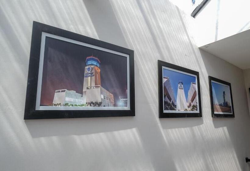 Sans Hotel Tiga Putri Semarang By Reddoorz