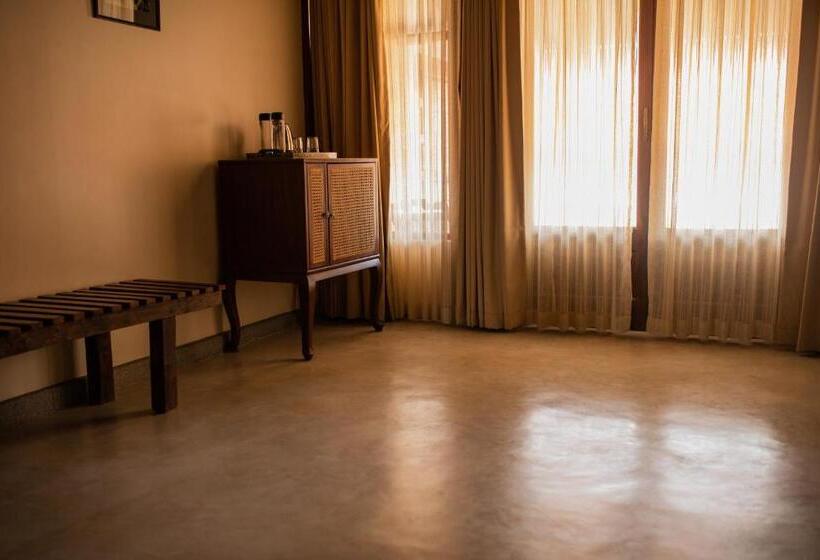 בית מלון כפרי Sawantwadi Palace Boutique Art