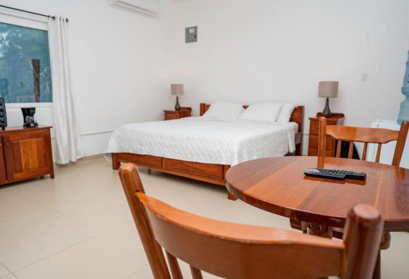 Отель Seremei Villas