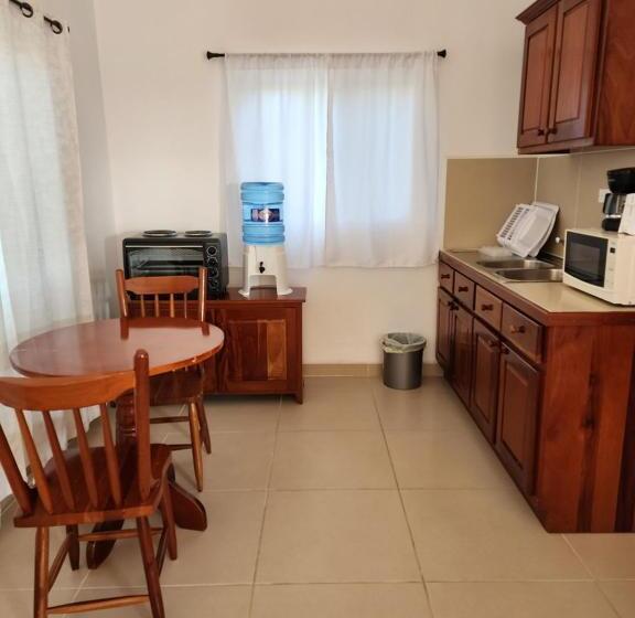 Отель Seremei Villas