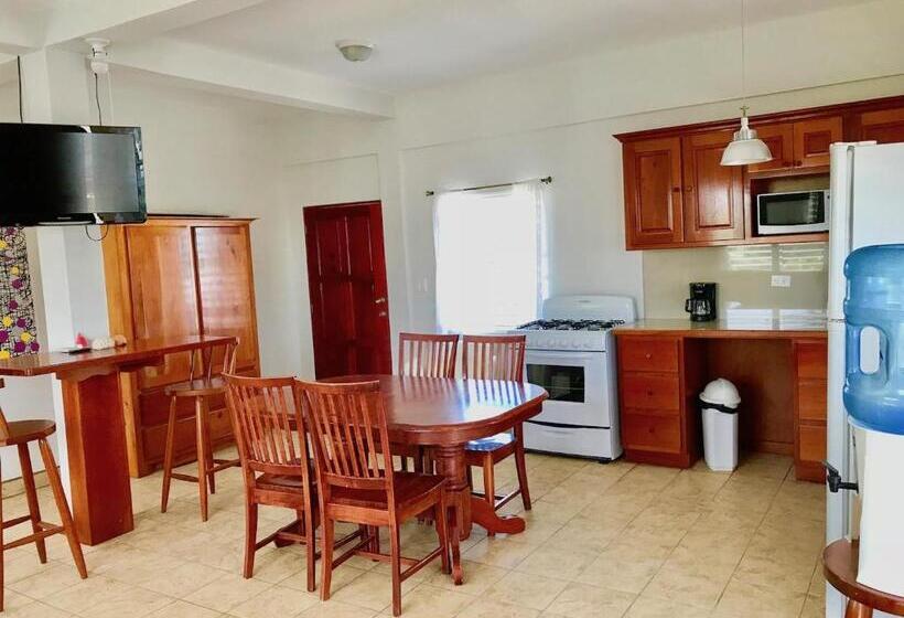 Отель Seremei Villas