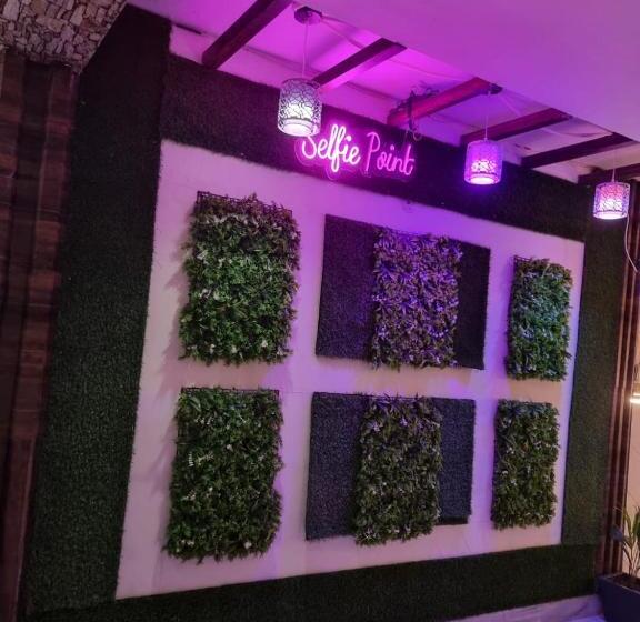 Hotel Shanti Grand Inn