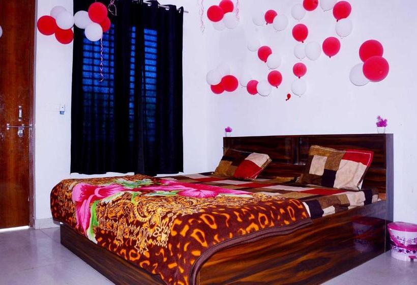 호텔 Spot On 70146 Rj Palace