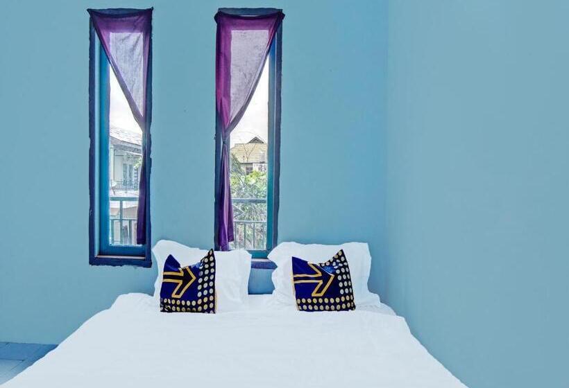 בית מלון כפרי Spot On 91918 Najla Guest House Syariah