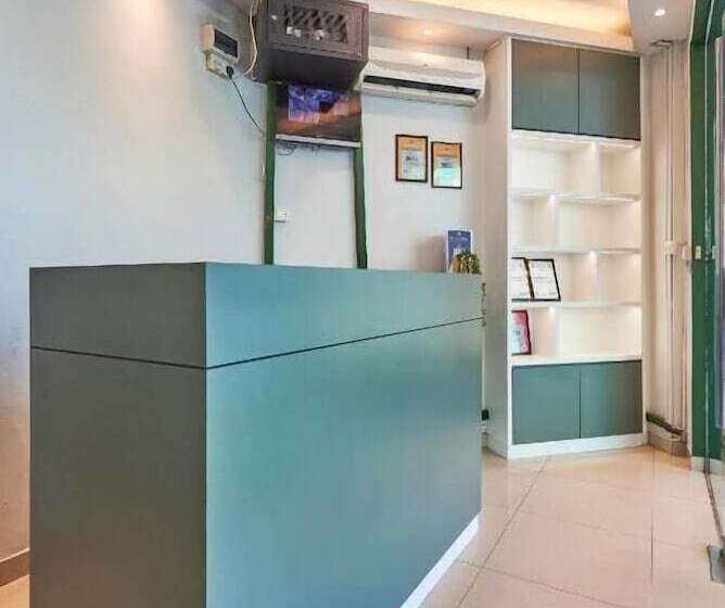 酒店 Swing And Pillows At Pj Kd