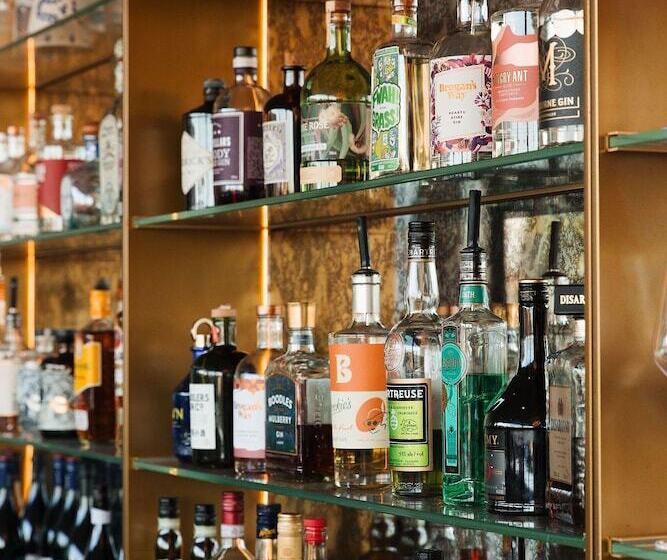 The Motley Hotel Richmond, Tapestry Collection By Hilton