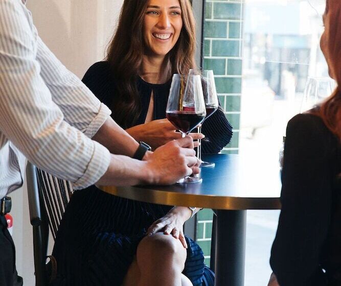 The Motley Hotel Richmond, Tapestry Collection By Hilton