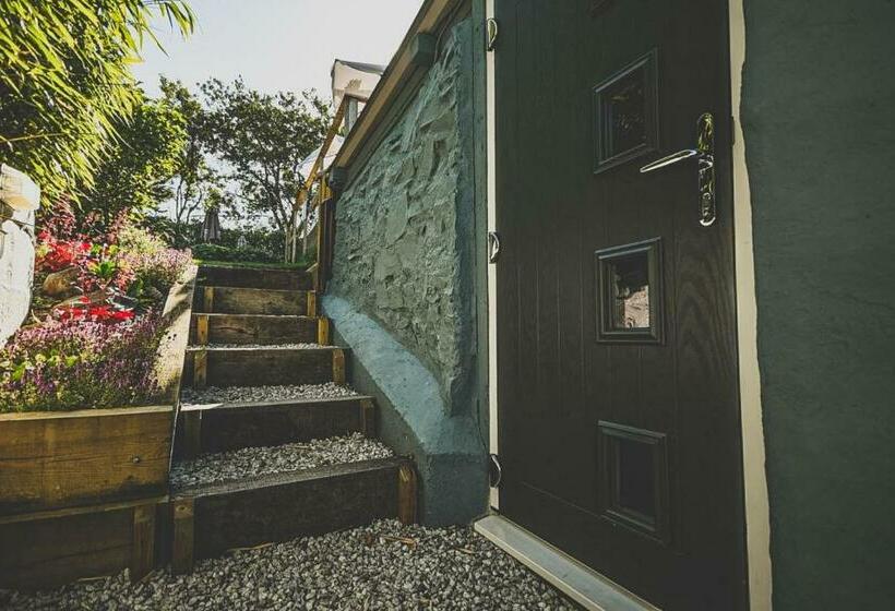 فندق The Old Smithy Inn