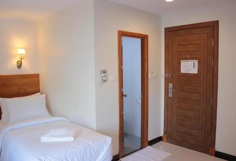 בית מלון כפרי The Peace River Kwai