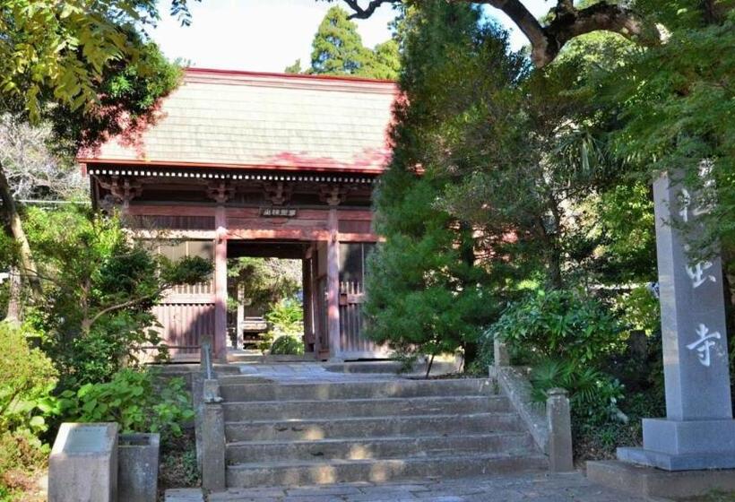 בית מלון כפרי Toyoko Inn Imba Nihonidai Ekimae