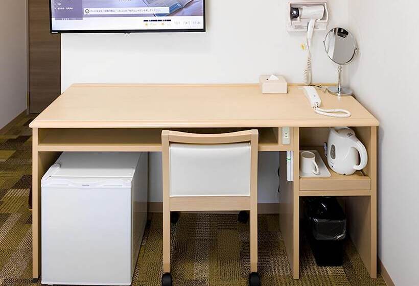 ホテル Toyoko Inn Naganoeki Higashiguchi