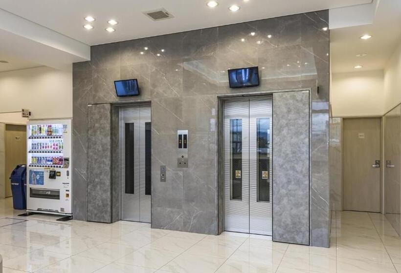 ホテル Toyoko Inn Naganoeki Higashiguchi