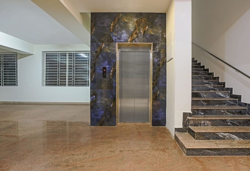 酒店 Treebo Naaz Royal