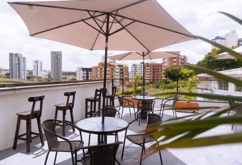 호텔 Tuki Hostel & Lounge