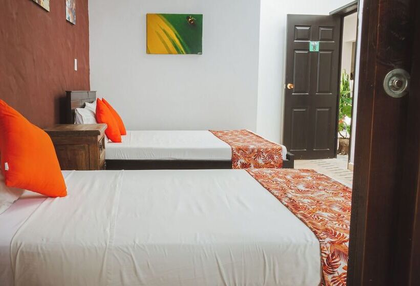 호텔 Tuki Hostel & Lounge