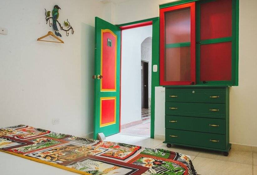 호텔 Tuki Hostel & Lounge