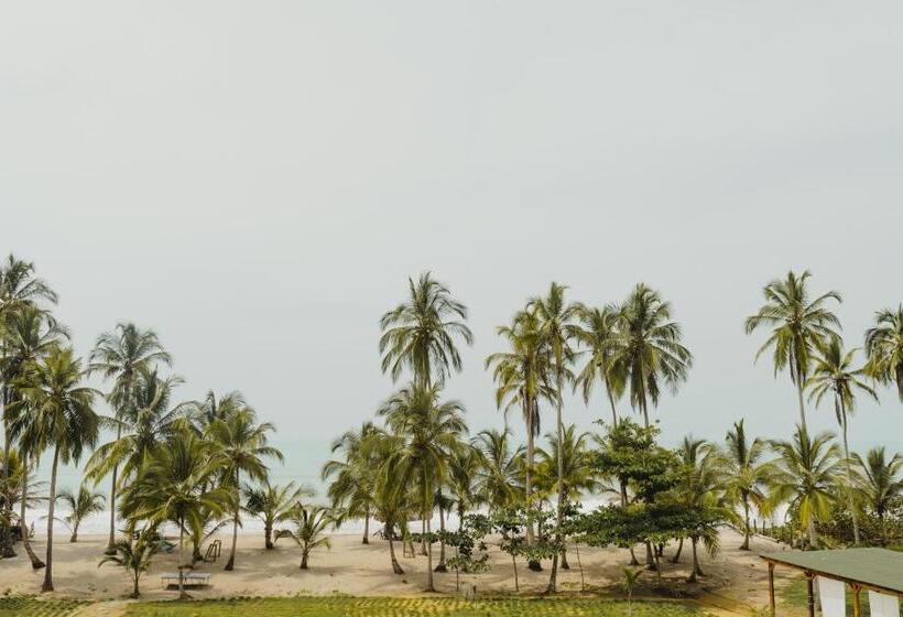 ホテル Uuttaaka Eco