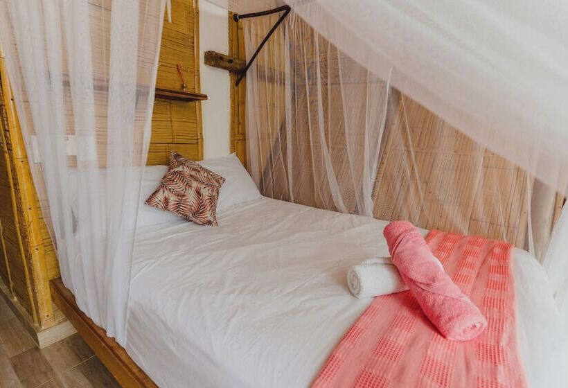 ホテル Uuttaaka Eco