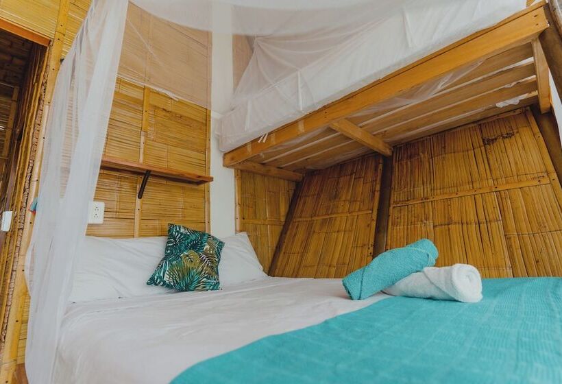 ホテル Uuttaaka Eco