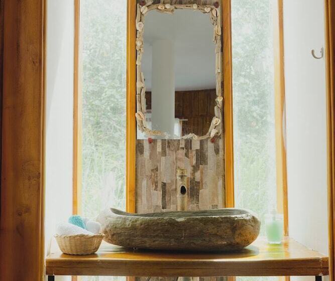 ホテル Uuttaaka Eco