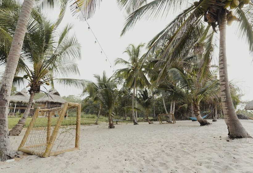 ホテル Uuttaaka Eco