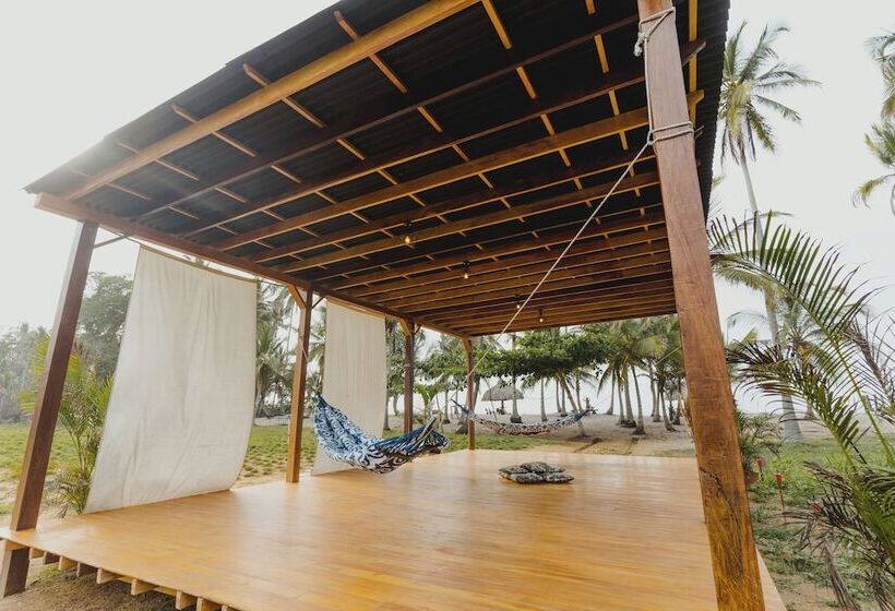 ホテル Uuttaaka Eco