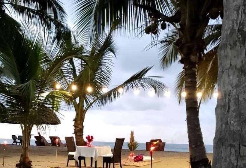 ホテル Uuttaaka Eco