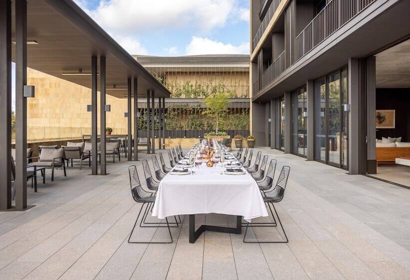 Wonil Hotel Perth Handwritten Collection