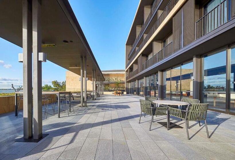 Wonil Hotel Perth Handwritten Collection