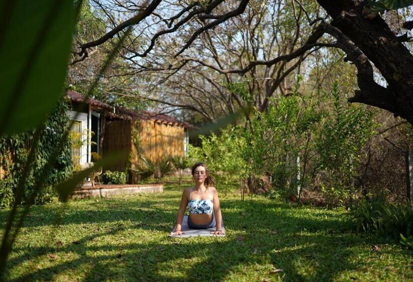 Larisa Resort Ashwem