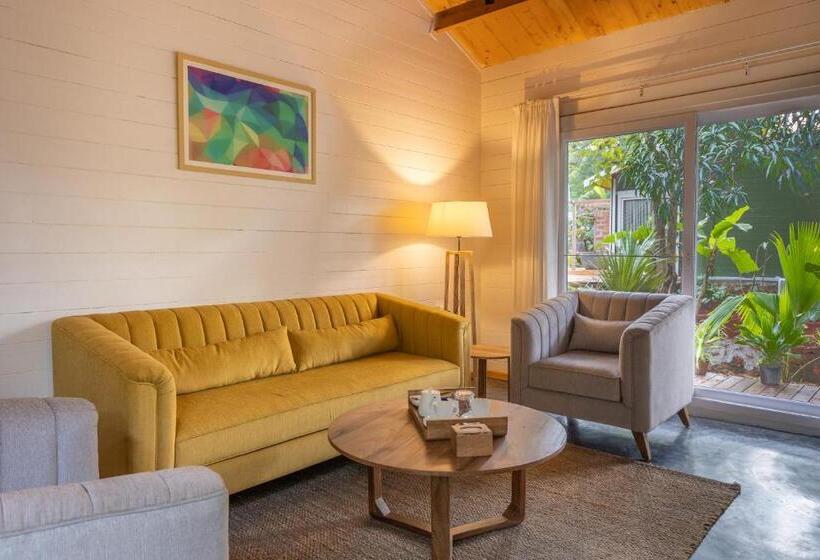 Larisa Resort Ashwem