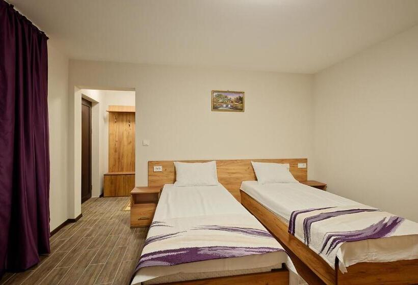 פנסיון комплекс колонада