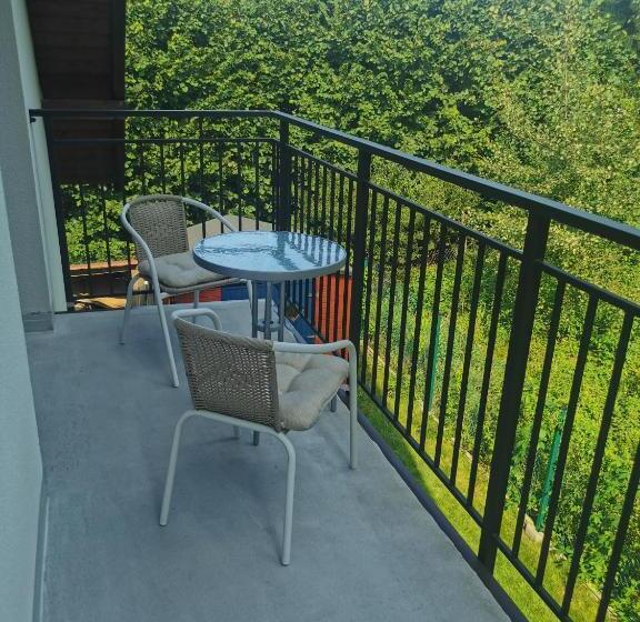 Пансион Bursztynowa 1